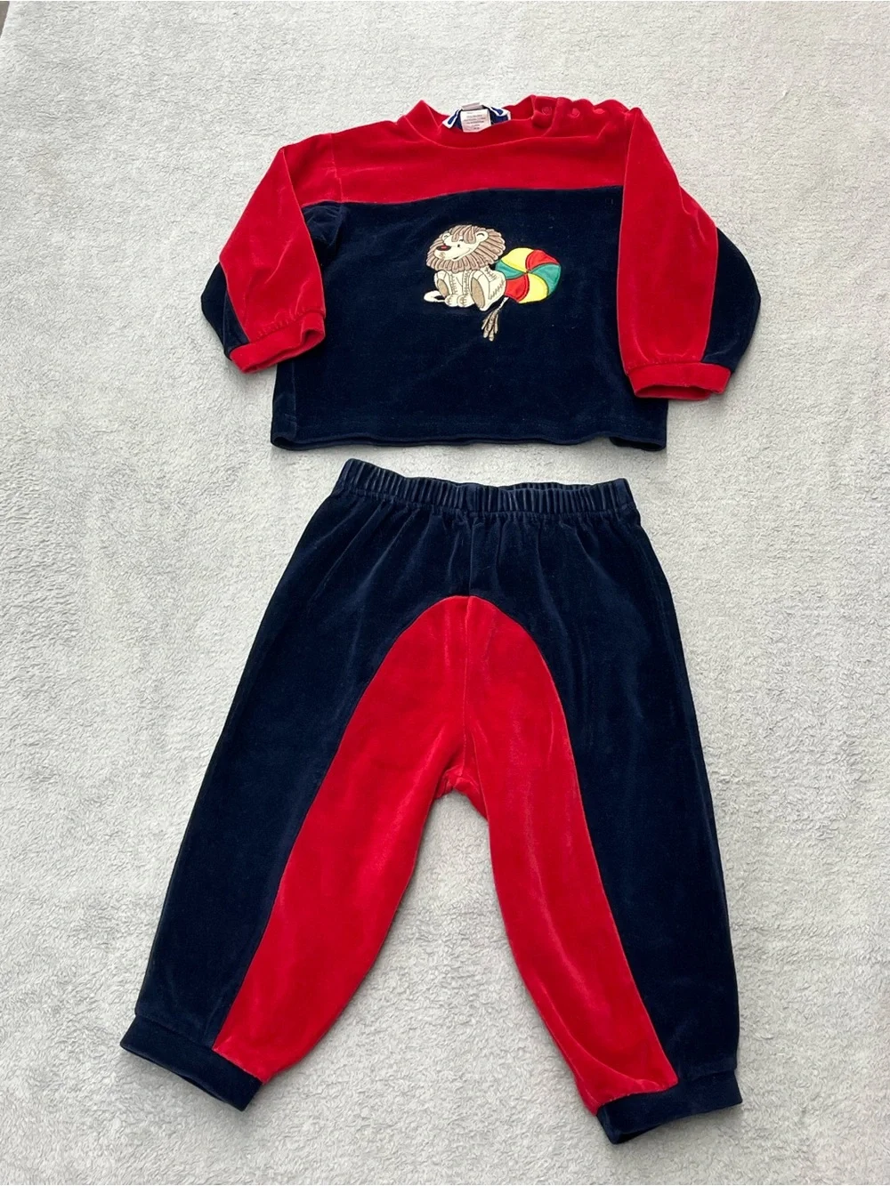 Vintage Samara Velour Lion Two-Piece Set - Red & Navy Size 24 Months